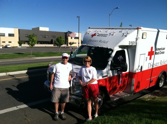 Mary and Brian Opitz at Pasco 7-4-16 Parade (1)