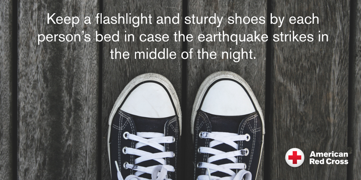 earthquake-tip-shoesandflashlight